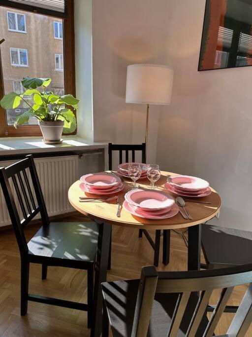 Stary Mokotow, Z Ogrodkiem Apartment Warsaw Exterior photo